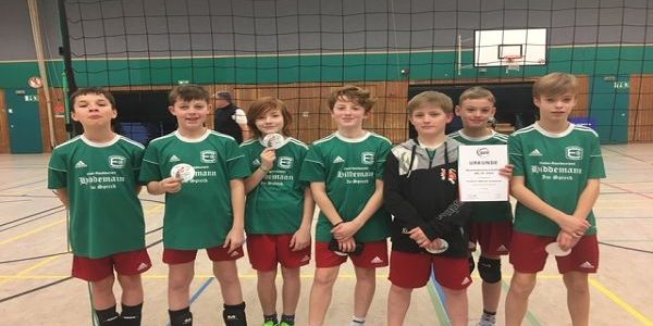 Volleyball am FBG: WK4-Jungen holen Platz 4 Volleyball am FBG: WK4-Jungen holen Platz 4
